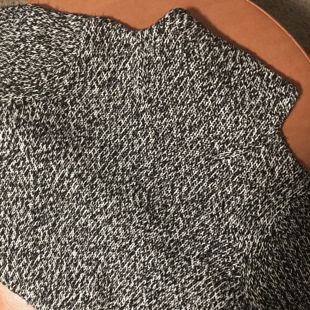 The Limited Vintage Chunky Grey and Black Knit Turtle Neck, L
